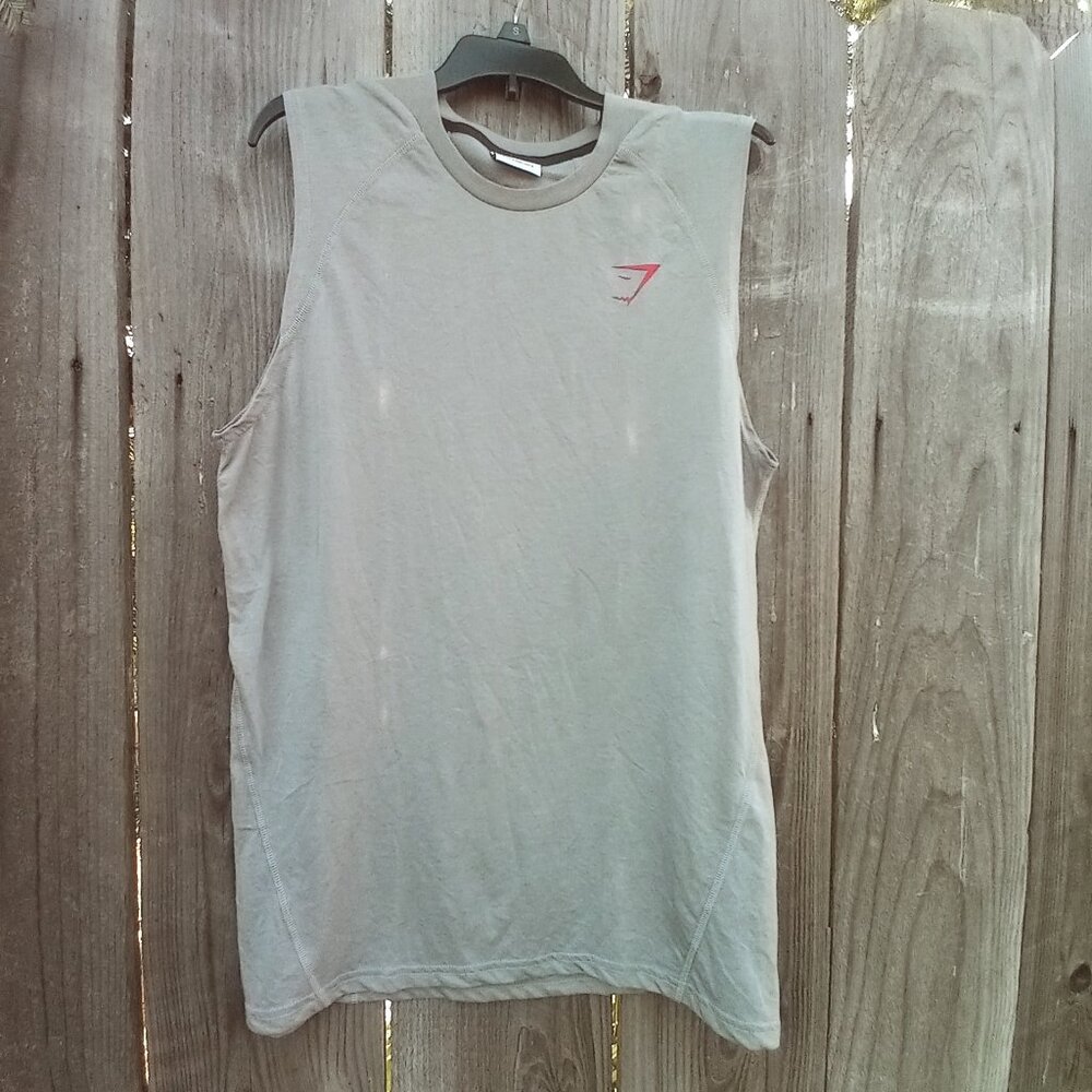 GYMSHARK HYPER POWER TANK GRAY WITH A RED LOGO SMALL PULLOVER SLEEVELESS GYM